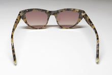 Load image into Gallery viewer, Kendall + Kylie Kks5015 Sienna Sunglasses
