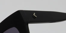 Load image into Gallery viewer, Kendall + Kylie Kks5081 Keyla Sunglasses
