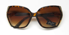 Load image into Gallery viewer, Sean John Sjs2023 Sunglasses
