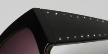 Load image into Gallery viewer, Sean John Sjs2007 Sunglasses

