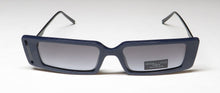 Load image into Gallery viewer, Kendall + Kylie Kk5100 Saylor Sunglasses
