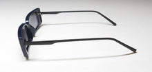 Load image into Gallery viewer, Kendall + Kylie Kk5100 Saylor Sunglasses
