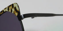 Load image into Gallery viewer, Kendall + Kylie Kk4069ce Brinn Sunglasses

