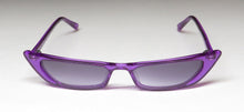 Load image into Gallery viewer, Kendall + Kylie Kk5021 Vivian Sunglasses
