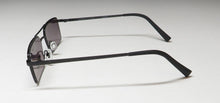 Load image into Gallery viewer, Kendall + Kylie Kk4076 Marlo Sunglasses
