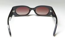 Load image into Gallery viewer, Kendall + Kylie Kk5065 Adira Sunglasses
