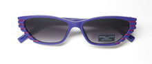Load image into Gallery viewer, Kendall + Kylie Kk5087 Azura Sunglasses
