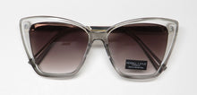 Load image into Gallery viewer, Kendall + Kylie Kk5126 Charlotte Sunglasses
