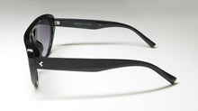 Load image into Gallery viewer, Kendall + Kylie Kk5135 Jae Sunglasses
