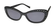 Load image into Gallery viewer, Kendall + Kylie Kk5024 Sunglasses
