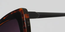 Load image into Gallery viewer, Kendall + Kylie Kk5126 Charlotte Sunglasses
