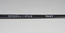 Load image into Gallery viewer, Kendall + Kylie Kk4077ce Riley Sunglasses
