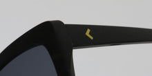Load image into Gallery viewer, Kendall + Kylie Kk5119ce Lynn Sunglasses
