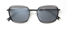 Load image into Gallery viewer, Kendall + Kylie Kks4045 Gianna Sunglasses
