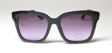 Load image into Gallery viewer, Bebe Bbop1006 Sunglasses
