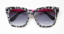 Load image into Gallery viewer, Bebe Bbop1006 Sunglasses
