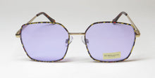 Load image into Gallery viewer, BCBG Bcbgeneration 1054 Sunglasses
