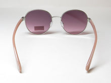 Load image into Gallery viewer, BCBG Bcbgeneration 3049 Sunglasses
