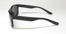 Load image into Gallery viewer, Oscar de la Renta Oscar 8009 Sunglasses
