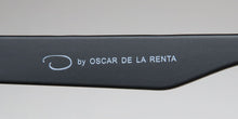 Load image into Gallery viewer, Oscar de la Renta Oscar 8009 Sunglasses
