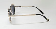Load image into Gallery viewer, Oscar de la Renta Oscar 3077 Sunglasses
