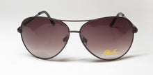 Load image into Gallery viewer, Oleg Cassini Mod 2026 Sunglasses
