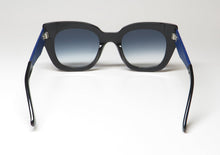 Load image into Gallery viewer, Aigner 35053 Sunglasses
