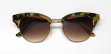 Load image into Gallery viewer, Liebeskind Berlin 10435 Sunglasses
