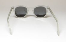 Load image into Gallery viewer, Vera Wang Shenae Sunglasses
