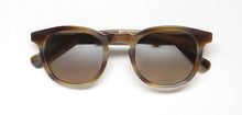 Load image into Gallery viewer, Vera Wang V471 Sunglasses
