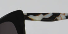 Load image into Gallery viewer, Gemma Styles Heart Of Glass Sunglasses

