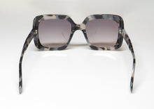 Load image into Gallery viewer, Furla Sfu239 Sunglasses
