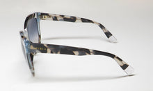 Load image into Gallery viewer, Furla Sfu241 Sunglasses
