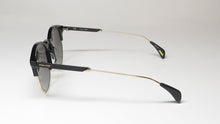 Load image into Gallery viewer, Police Spl738 Sunglasses
