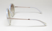 Load image into Gallery viewer, Police Spld36 Sunglasses
