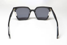 Load image into Gallery viewer, Police Spld33 Sunglasses
