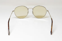Load image into Gallery viewer, Police Spl728 Sunglasses
