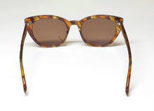 Load image into Gallery viewer, Gemma Styles Heart Of Glass Sunglasses
