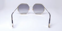 Load image into Gallery viewer, Furla Sfu785 Sunglasses
