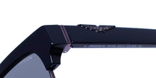 Load image into Gallery viewer, Police Splp25 Origins 62 Sunglasses
