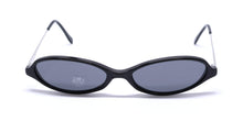 Load image into Gallery viewer, Vera Wang V46 Sunglasses
