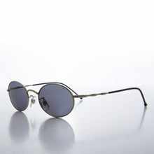 Load image into Gallery viewer, 90s Small Oval Metal Frame Sunglasses - Wu
