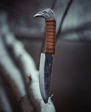 Load image into Gallery viewer, Raven Hilt Knife - 5.5&quot; Blade (13 cm)
