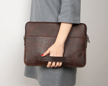 Load image into Gallery viewer, Awe Slim Leather Laptop / Tablet Bag
