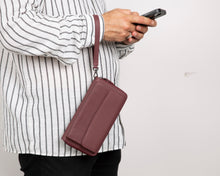 Load image into Gallery viewer, Aristo Leather Wallet
