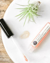 Load image into Gallery viewer, Lip Lustre - Mineral Lip Gloss
