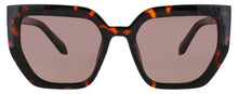 Load image into Gallery viewer, Quay Contoured Sunglasses

