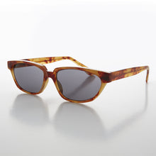 Load image into Gallery viewer, Rectangular Horn Rim Unisex Vintage Sunglass - Abbot
