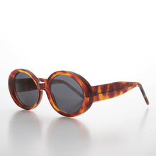 Load image into Gallery viewer, Thick Oval Mod Retro Women's Sunglass - Abby
