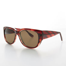 Load image into Gallery viewer, Oversized Square Bold Vintage Sunglass - Anna
